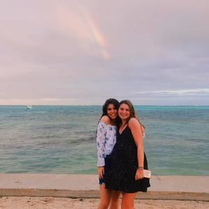 Meet your Posher, Abigail